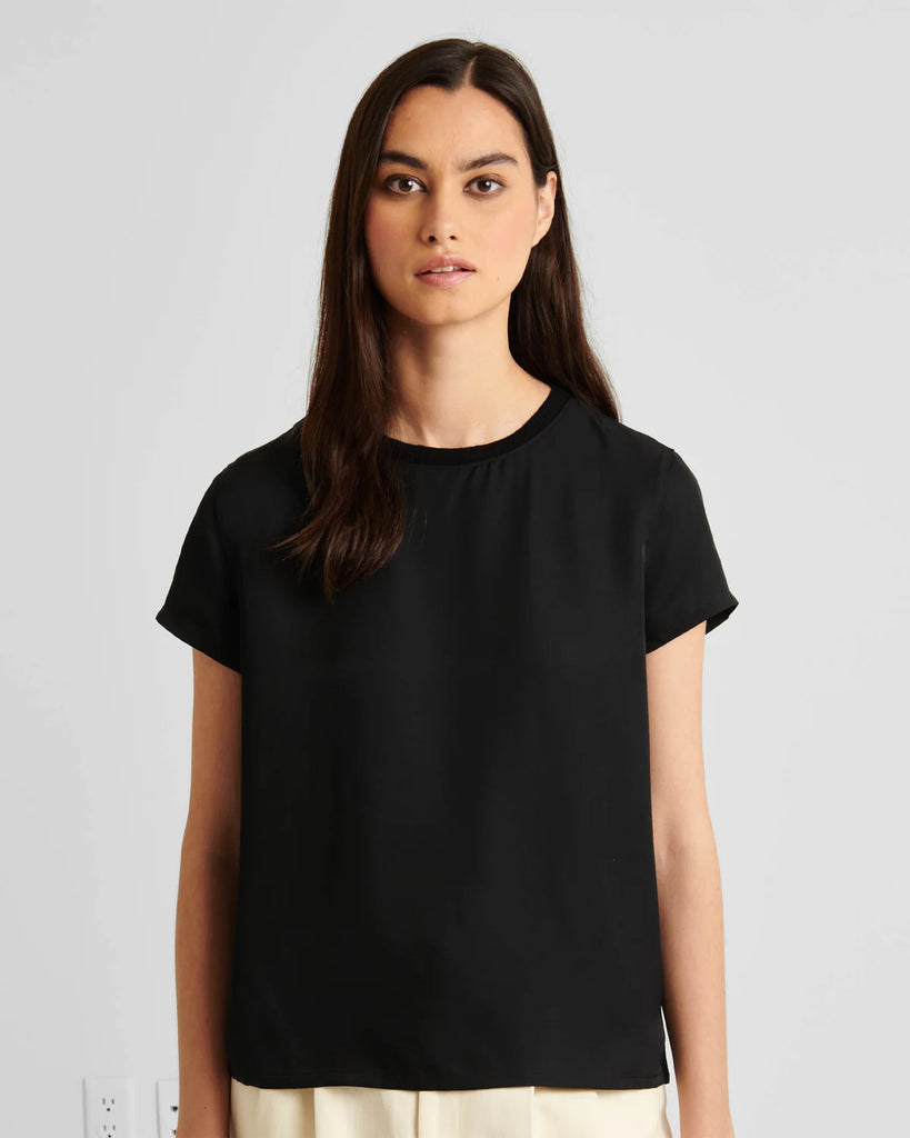 Silk Short Sleeve Crewneck in Black