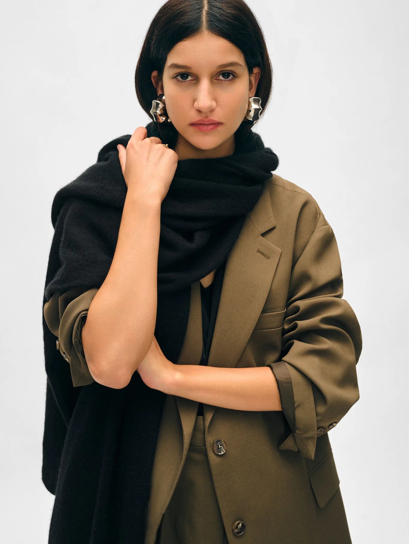 Cashmere Travel Wrap in Black