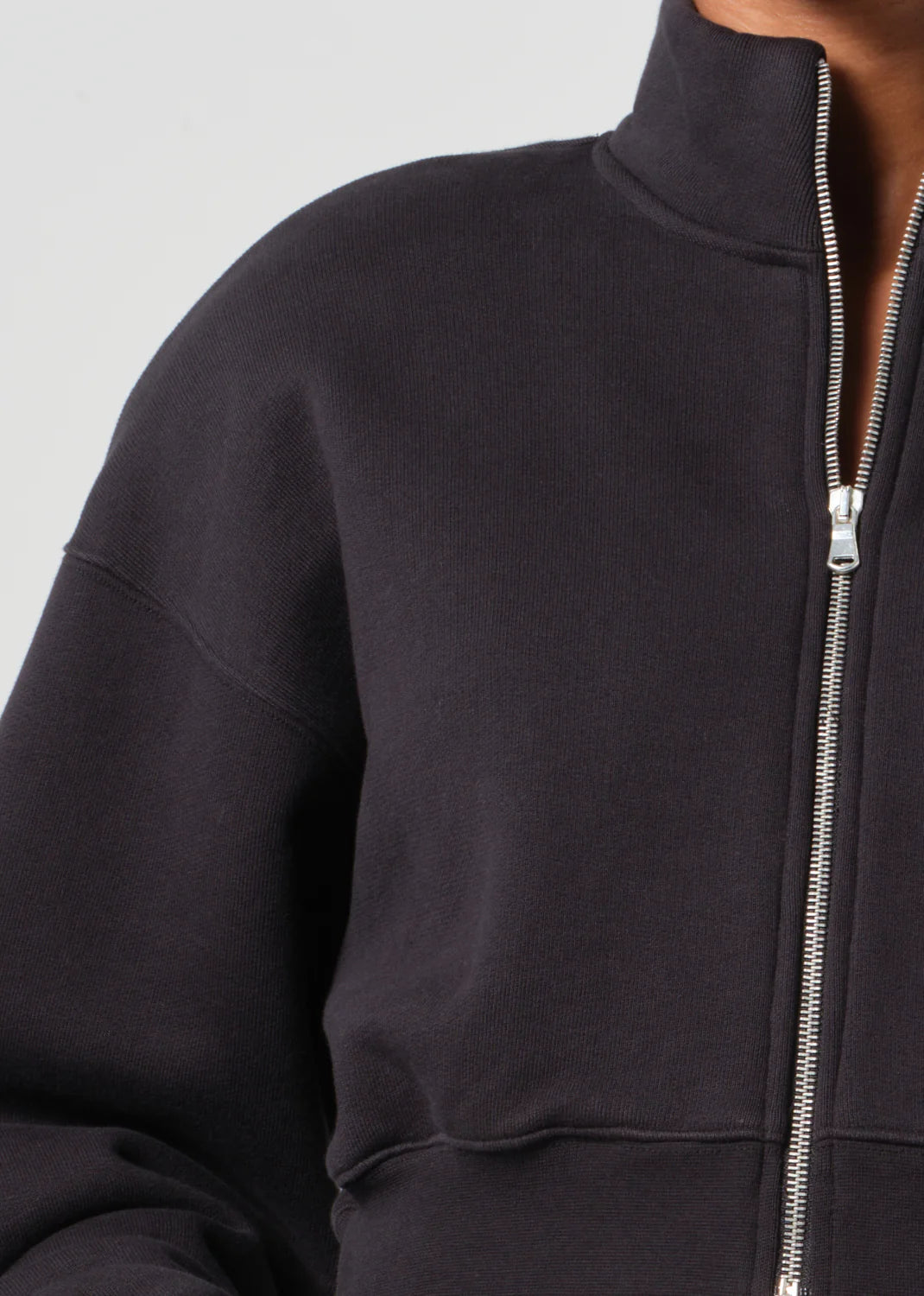 Asta Zip Sweatshirt in Washed Black