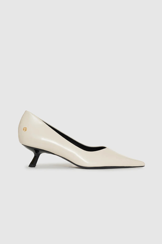 Hilda Pumps in High-Shine Bone