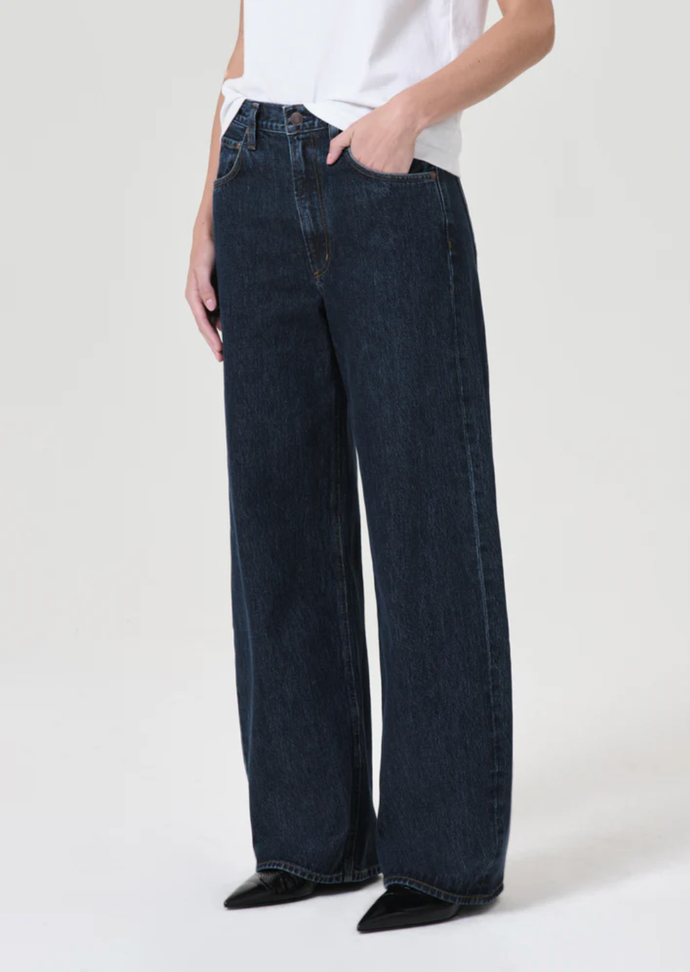 Low Curve Jean in Pendulum