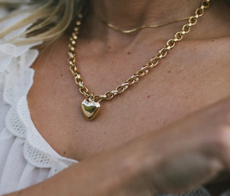 Puff Love Necklace in Gold