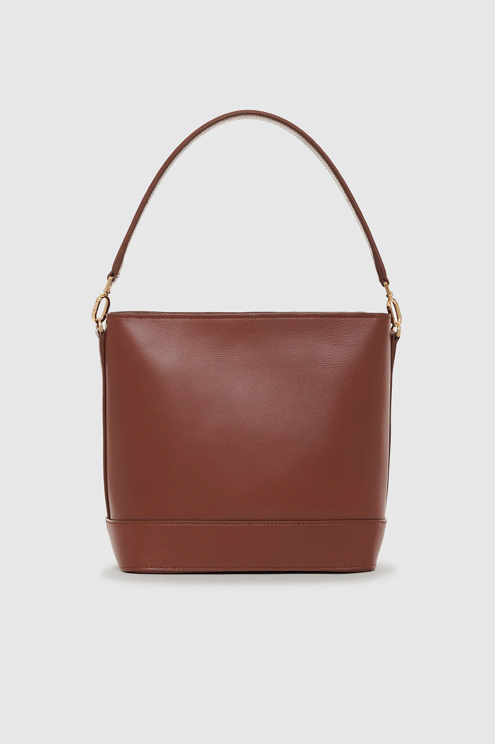 Lili Bucket Bag in Cognac