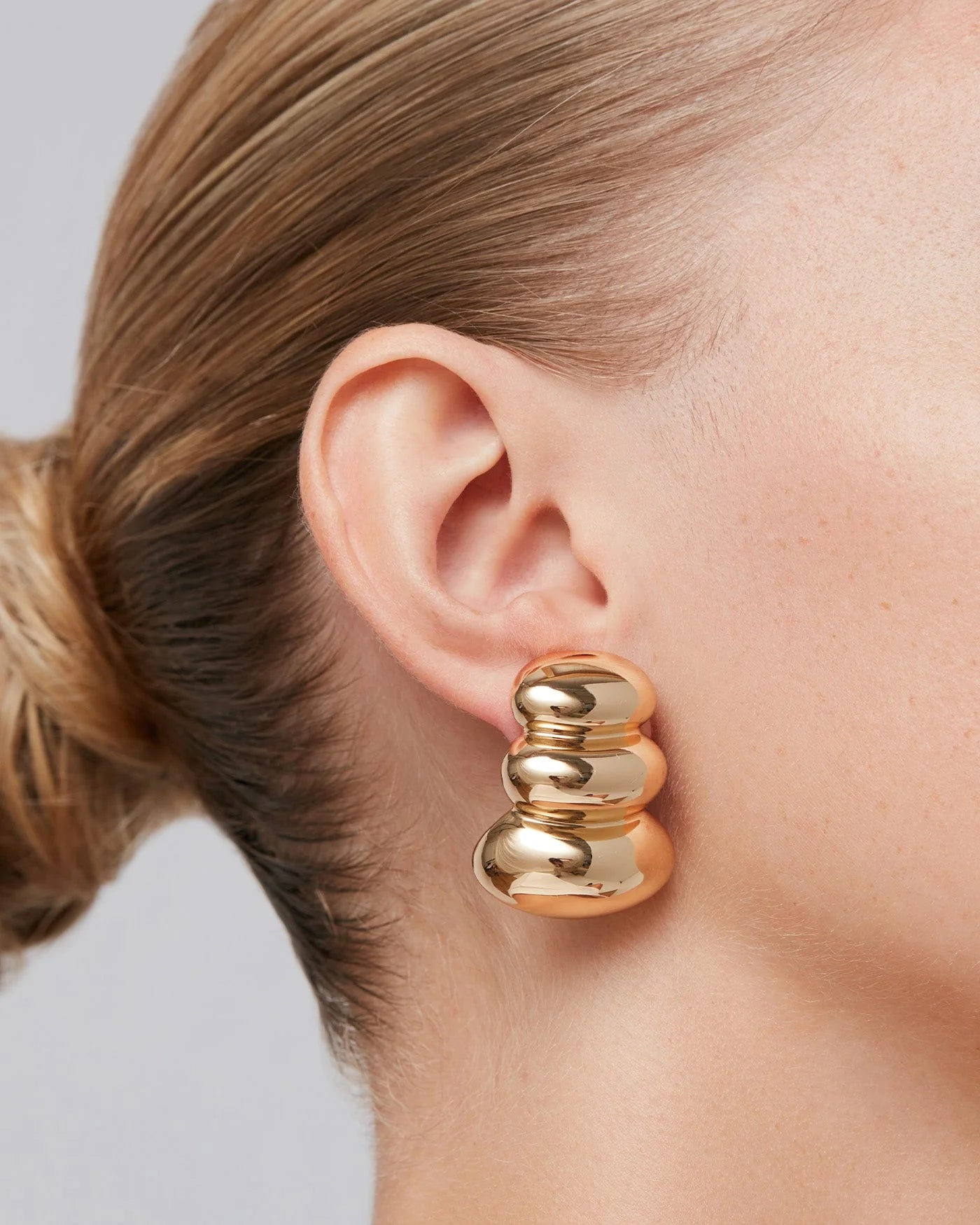 Non-Stop Earrings in Gold