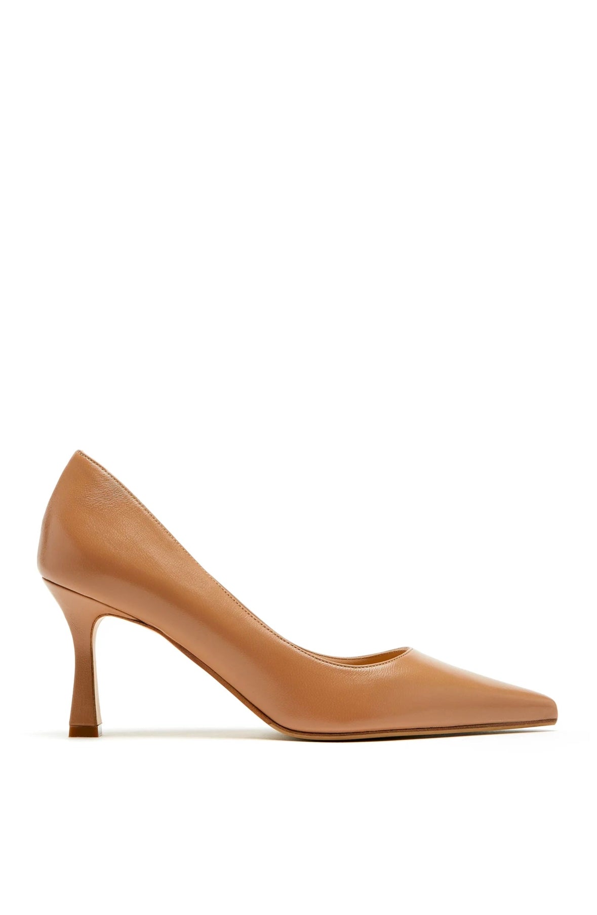 Faydra Leather Pump in Beige