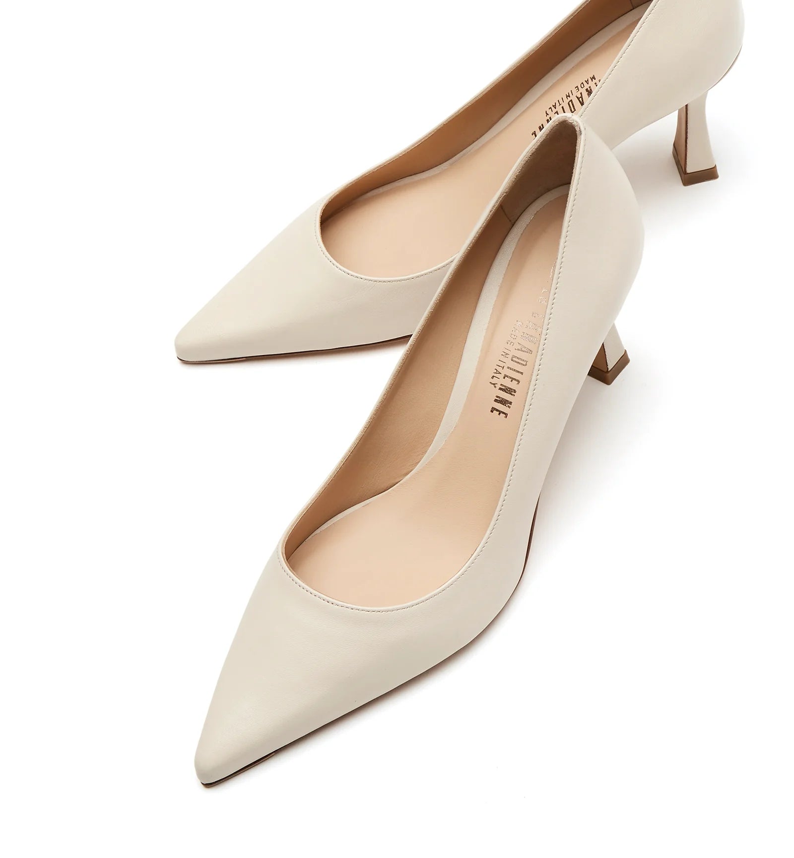 Faydra Leather Pump in Off White