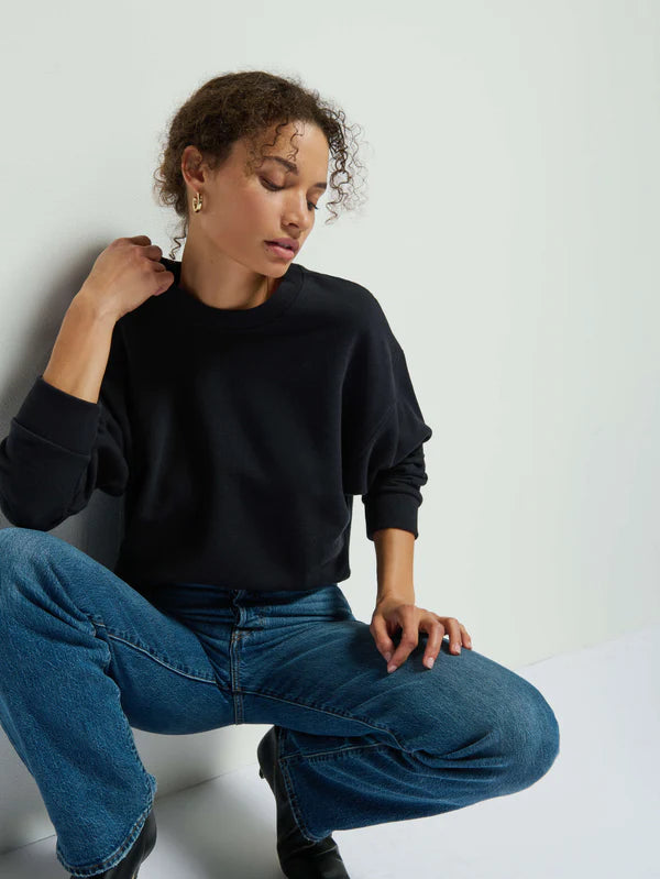 Jovie Sweatshirt in Jet Black