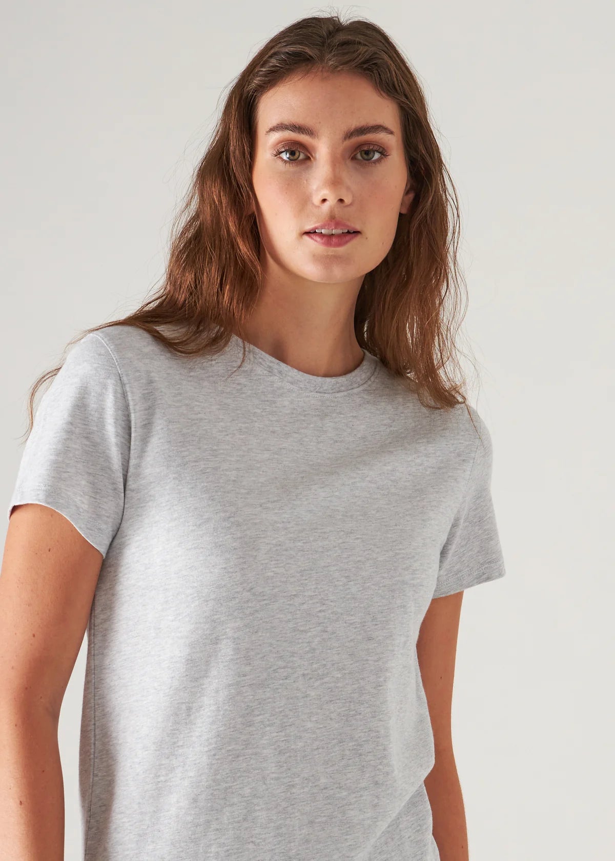 Pima Cotton Stretch Slim T-Shirt in Ghost