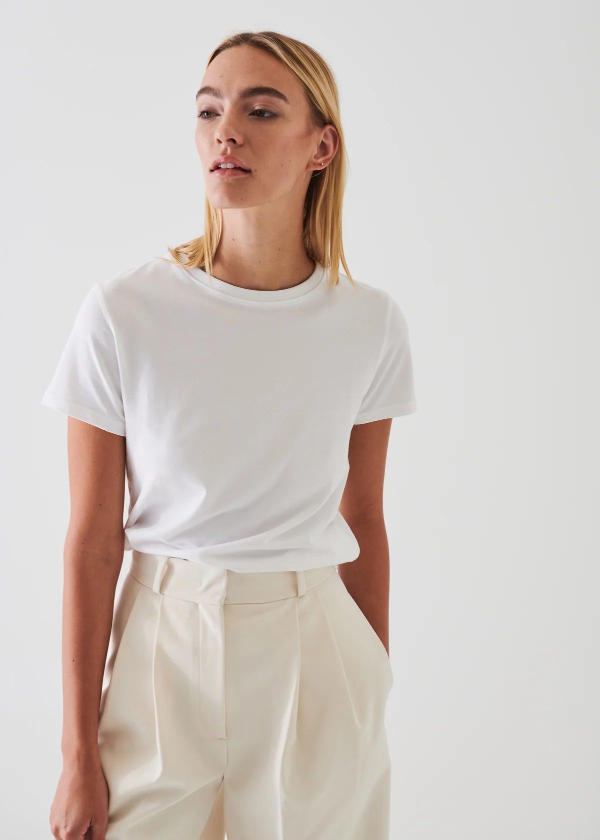 Pima Cotton Stretch Slim T-Shirt in White