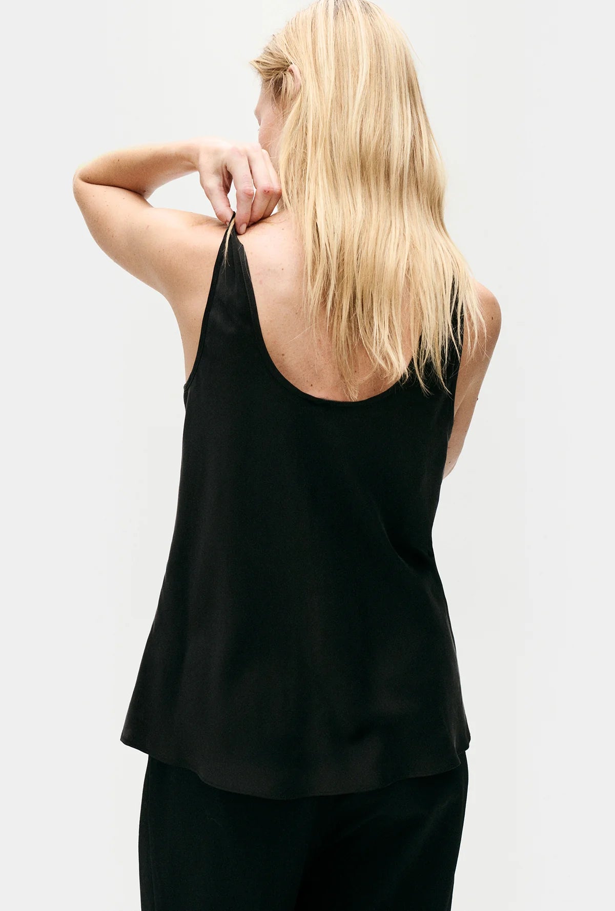 Scoop Neck Tank in Black